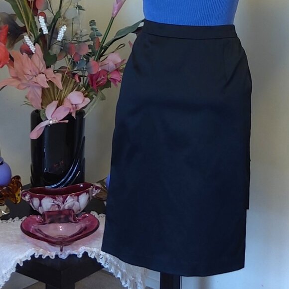 NWOT INFINITIF Women’s Black Multi Tiered Skirt Spring Fall Winter Knee Length - Picture 8 of 10